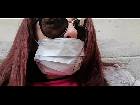 ❤️ Nicoletta报复她的邻居,在他的车库里撒尿(特别Covid19意大利检疫局) ❤️ Hard porn❌️❤